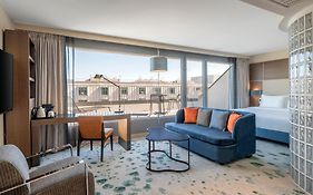 Starling Geneva Hotel & Conference Center